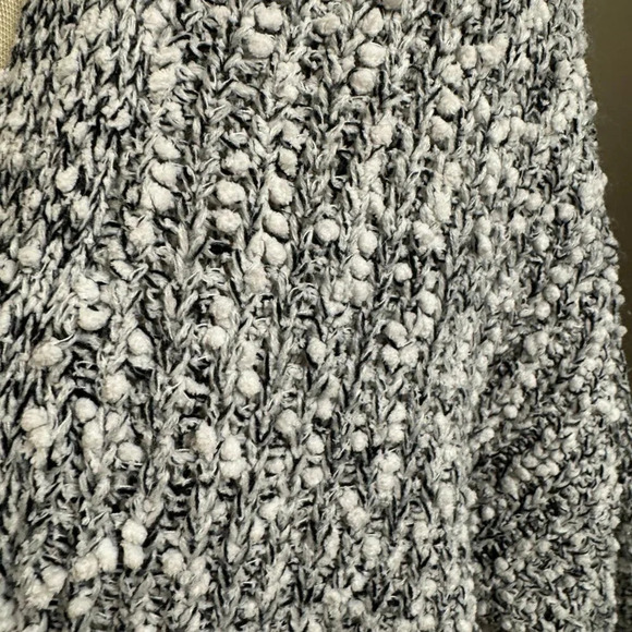 Altar'd State Long Sleeve Open Front Cardigan Sweater With Pockets. Size L - Picture 6 of 7